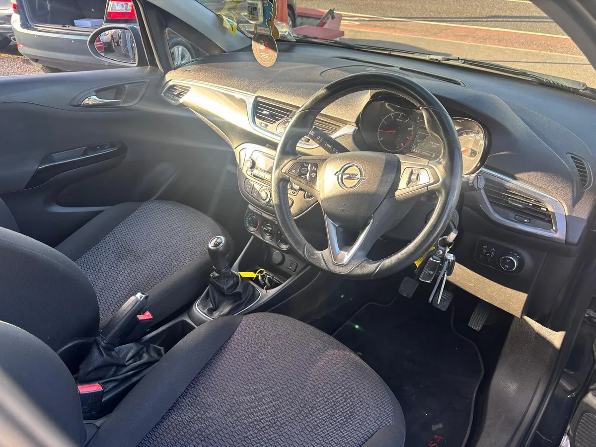 Opel Corsa 2017  PETROL  1.4   FINANCE  AVAILABLE - Image 4