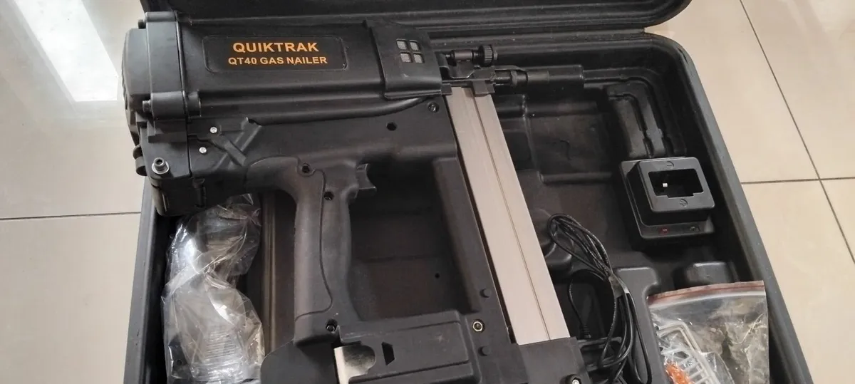 QuikTrak QT 40 Steel and Concrete Pin Nailer - Image 4