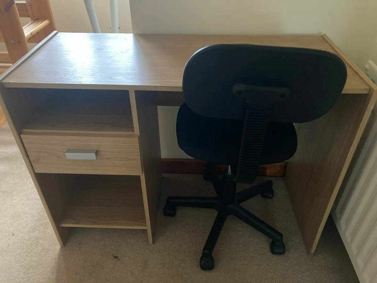 Kids / Student Desk & Chair - Image 1