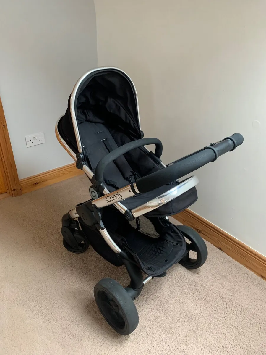 Baby pram, car seats, strollers a s baby items - Image 2