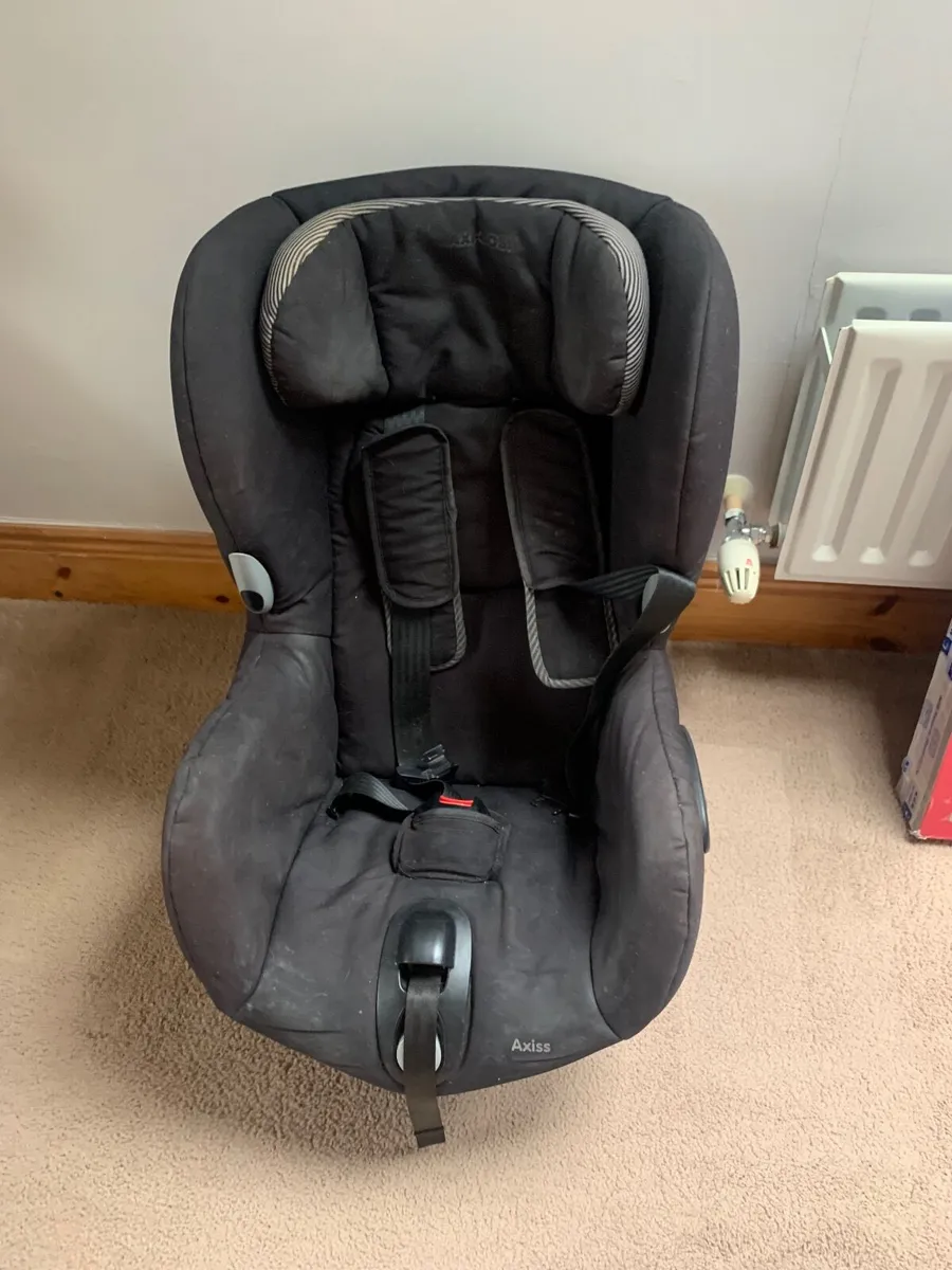 Baby pram, car seats, strollers a s baby items - Image 4