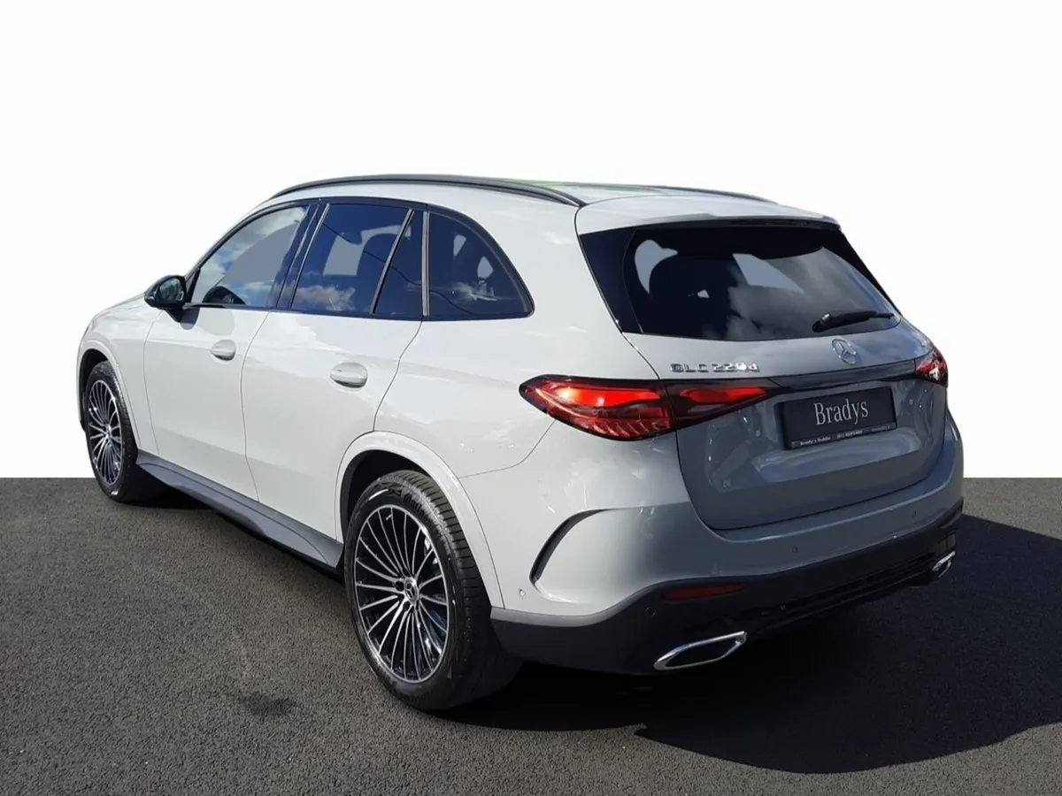 Mercedes-Benz GLC-Class 220d 4matic AMG Line Plus - Image 4