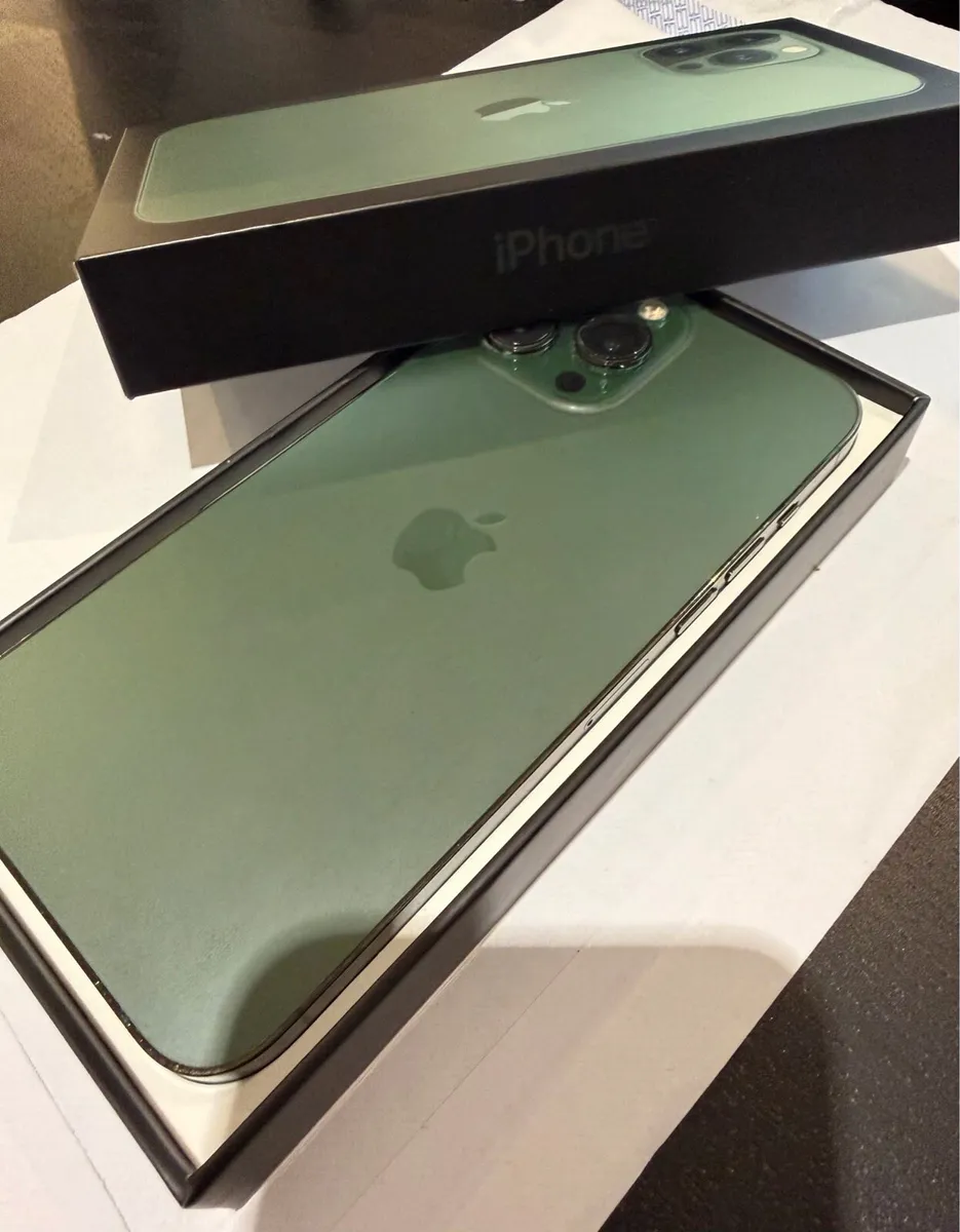 Apple iPhone 13 Pro Max - Image 1