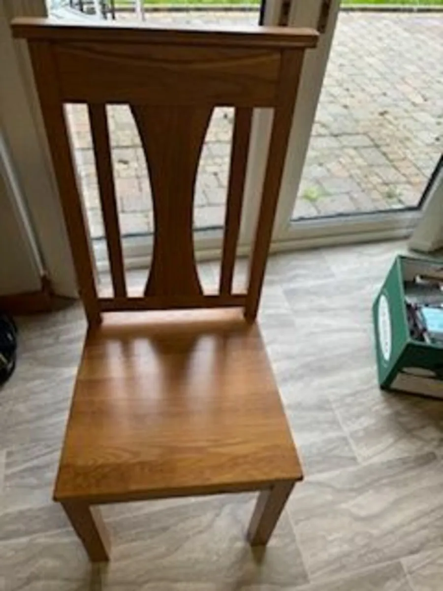 kitchen table and chairs - Image 4