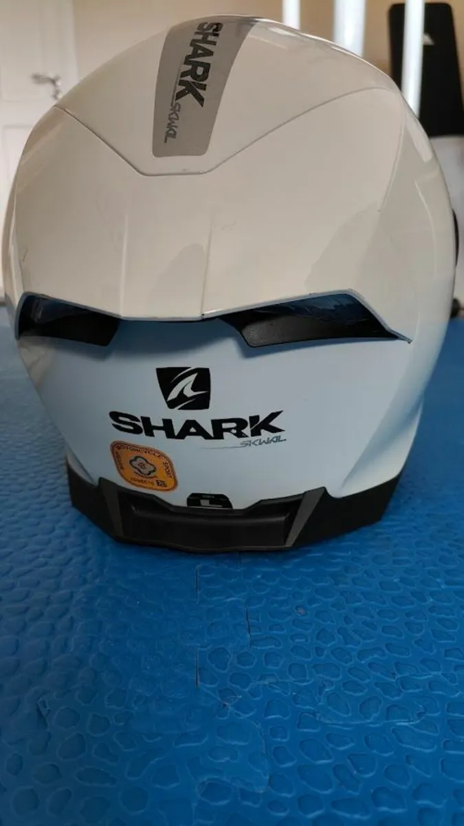 Motorbike Helmets - Image 2