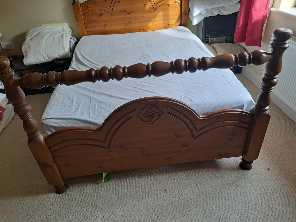 Beautiful Pine double bed - Image 3