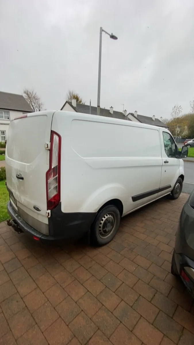 Transit custom van - Image 3