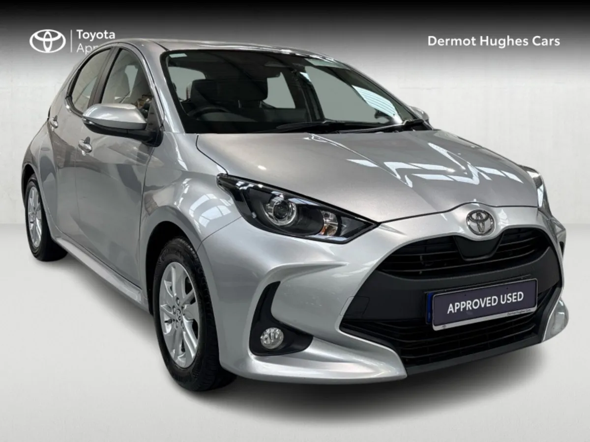 Toyota Yaris HYBRID 1.5 LUNA 115HP - Image 1