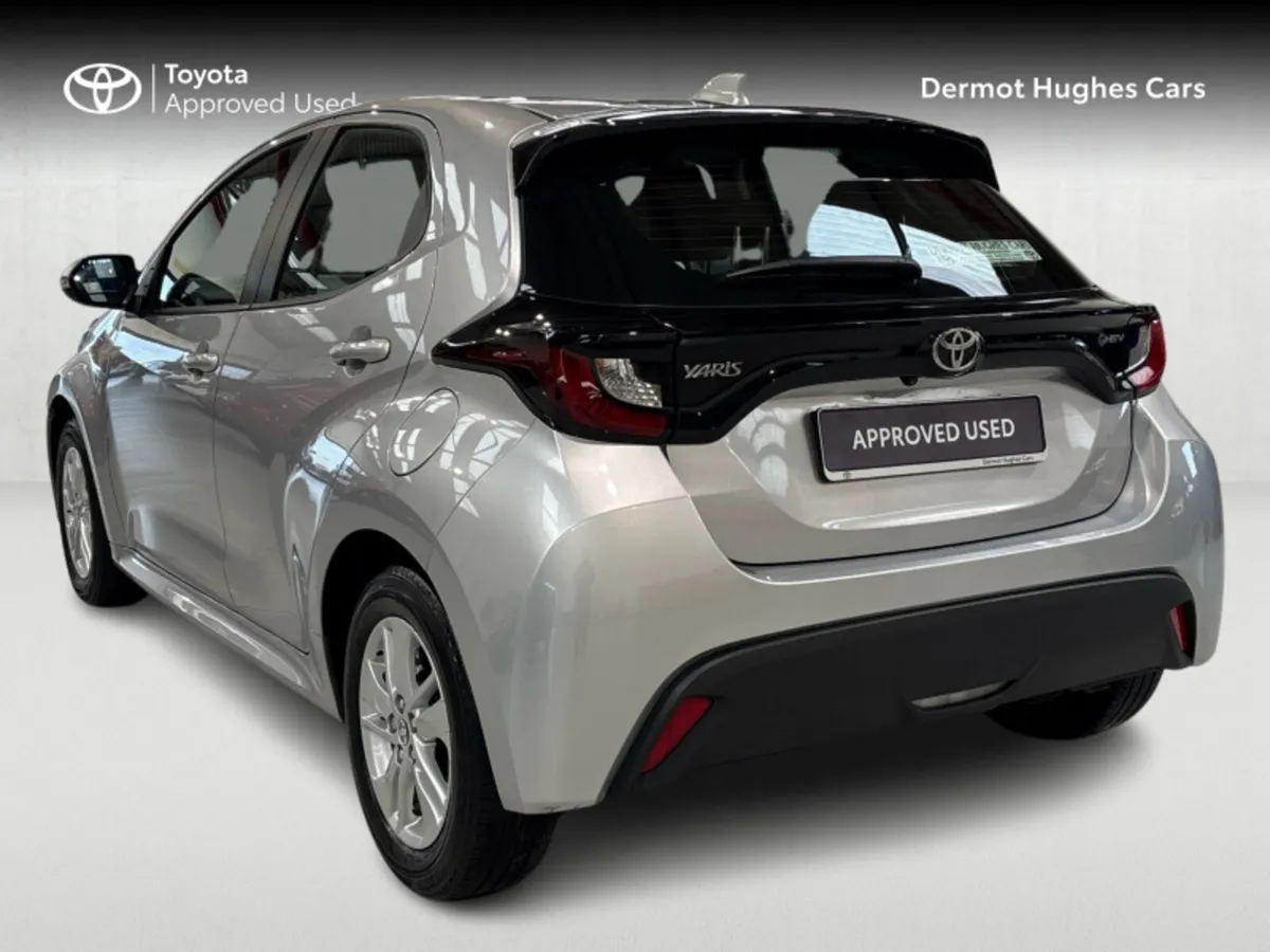 Toyota Yaris HYBRID 1.5 LUNA 115HP - Image 2