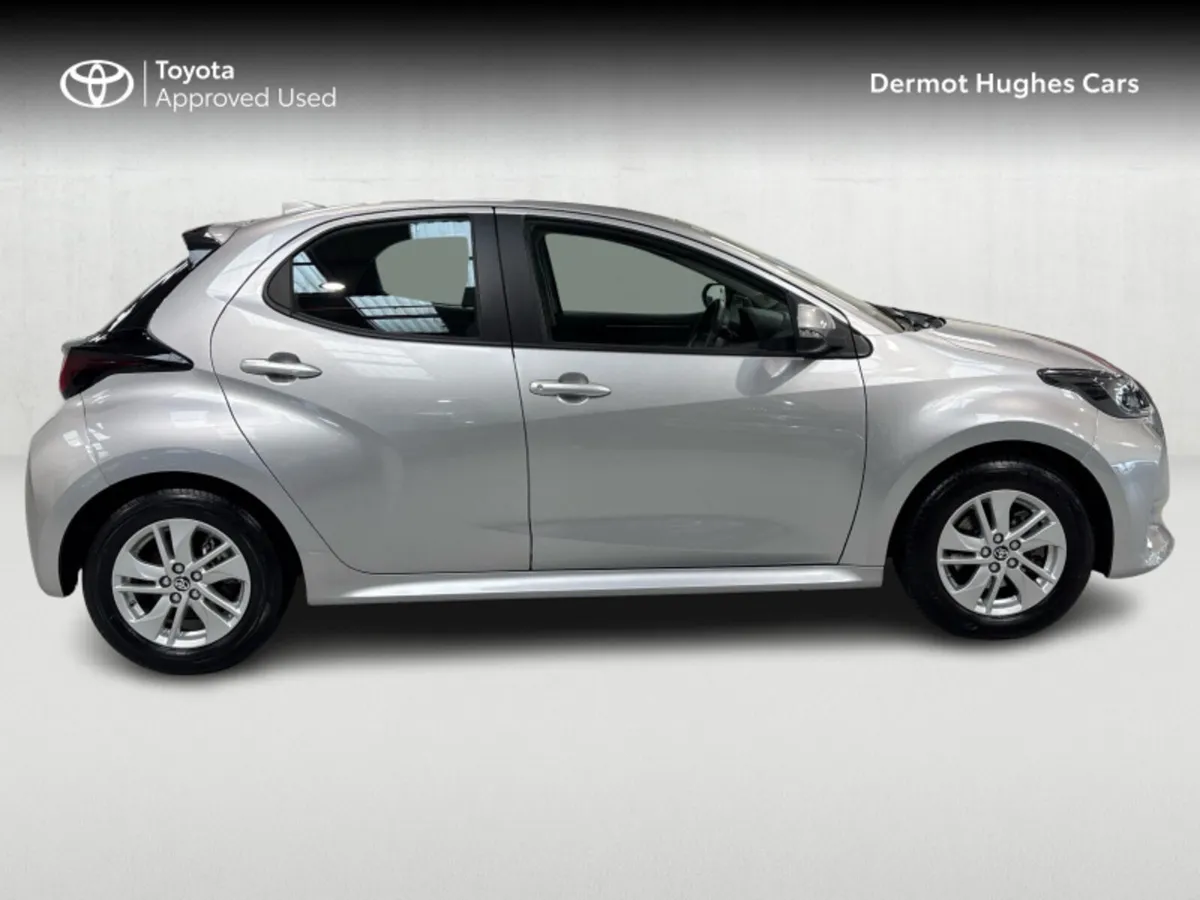 Toyota Yaris HYBRID 1.5 LUNA 115HP - Image 3