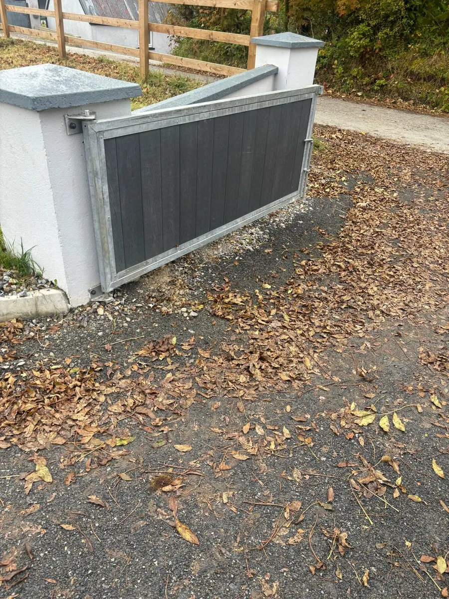 Galvanised composite pvc Gates 13ft - Image 2
