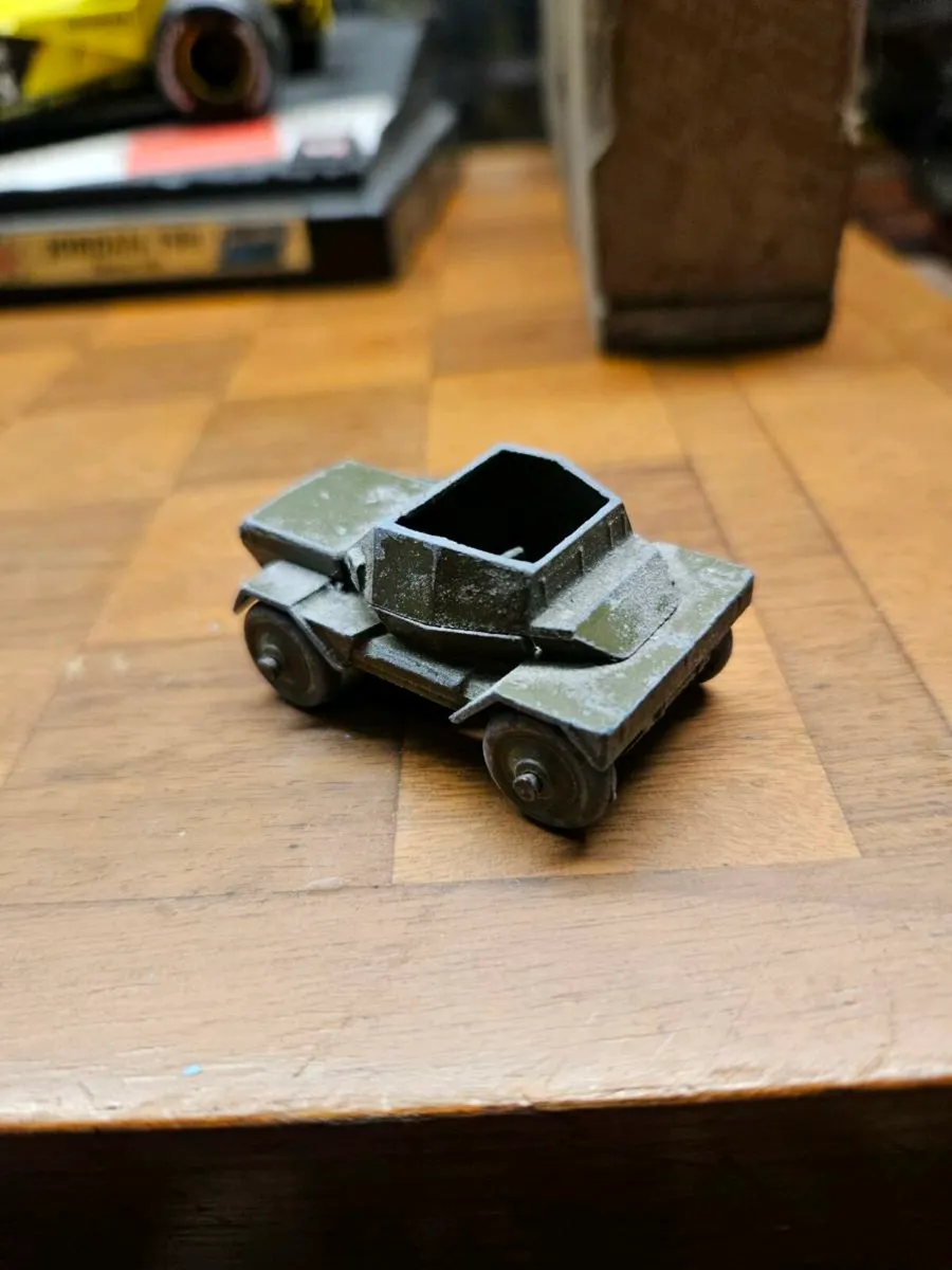 Matchbox Lesney British Army WW2 Armoured Car - Image 1