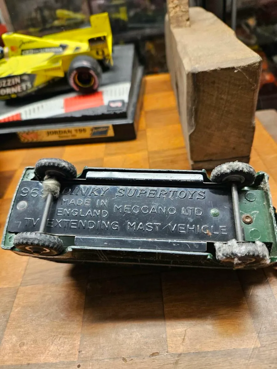 Dinky 1960's Outside Bradcastibg Van - Image 4