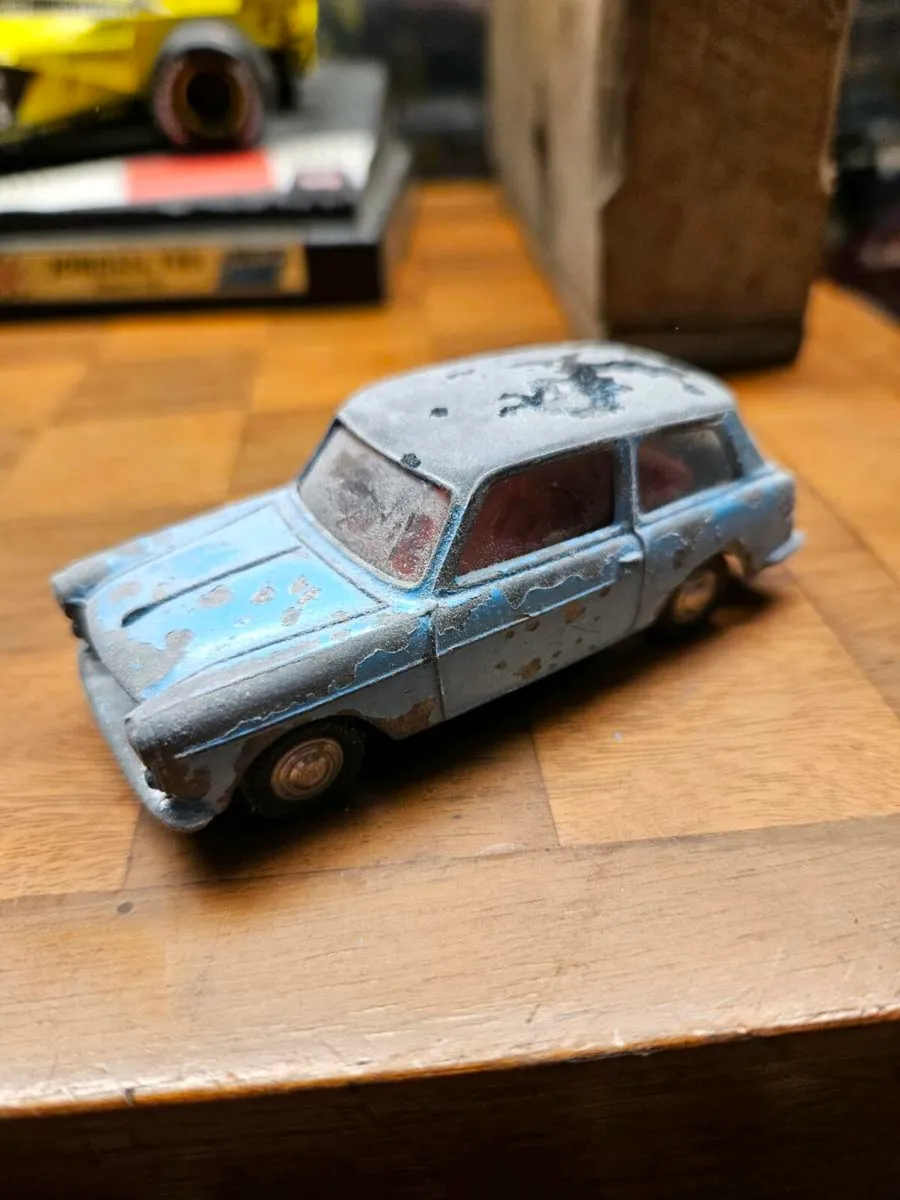 Corgi Spot on Austin A40 - Image 1
