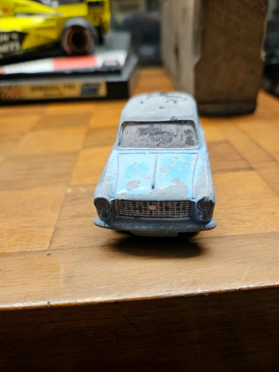 Corgi Spot on Austin A40 - Image 2