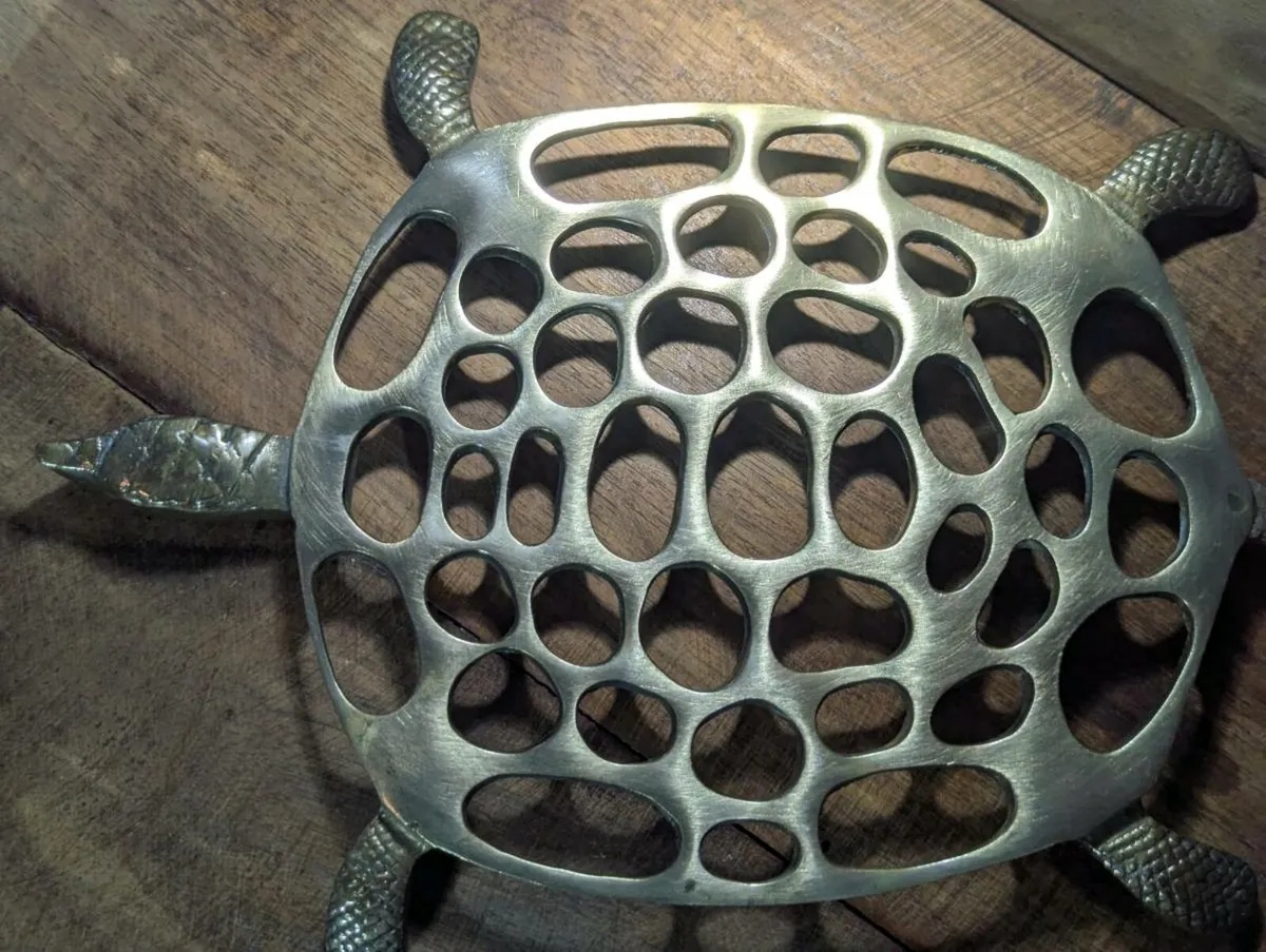 Trivet - Image 2