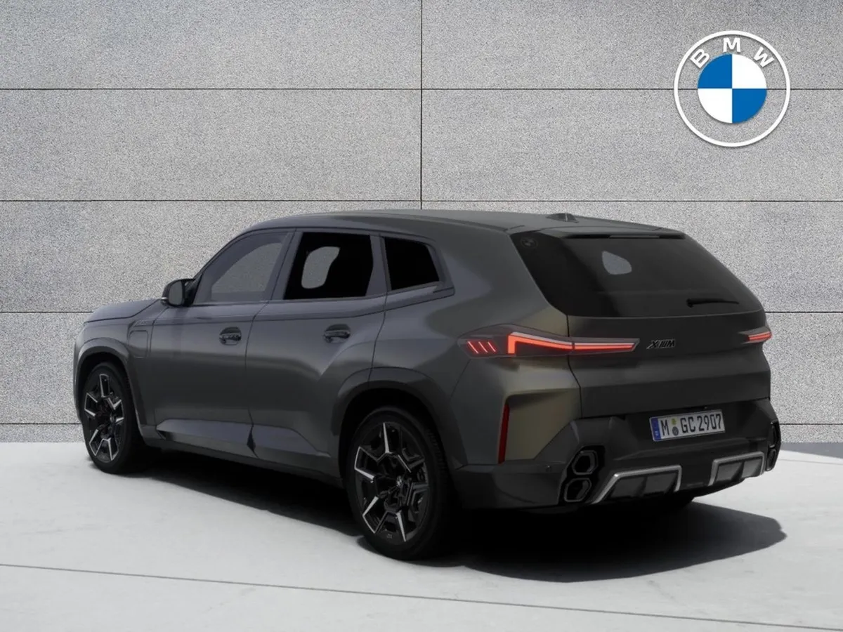 BMW XM G09 50e - Image 2
