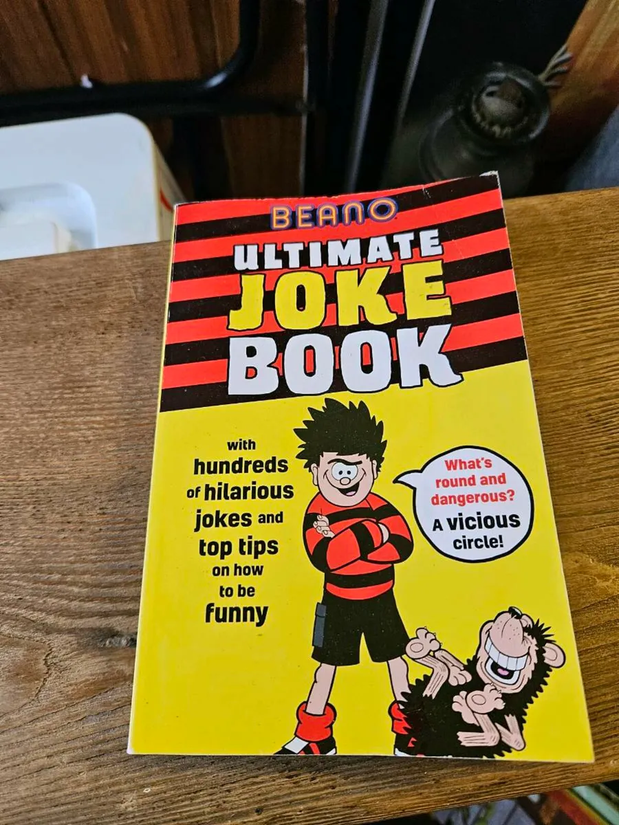 Beano Dennis the Menace Joke Book