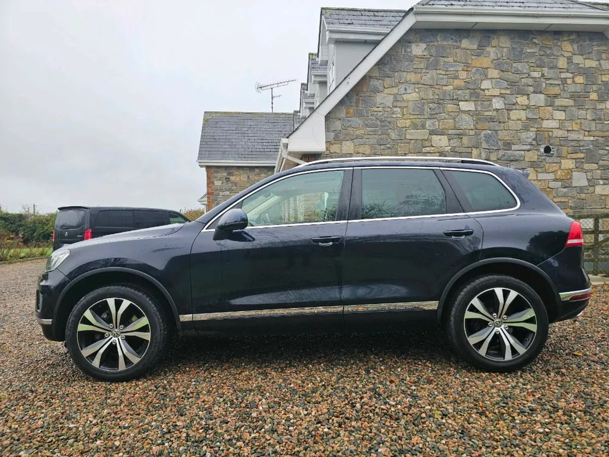 Volkswagen Touareg 2015. Crew Cab. Price + Vat - Image 4