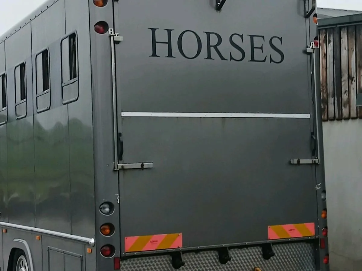 18ton scania 5 horse lorry - Image 4