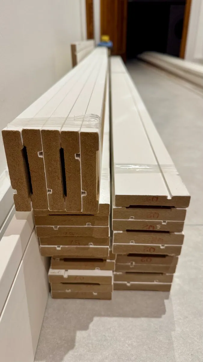Primed architraves grooved - Image 2