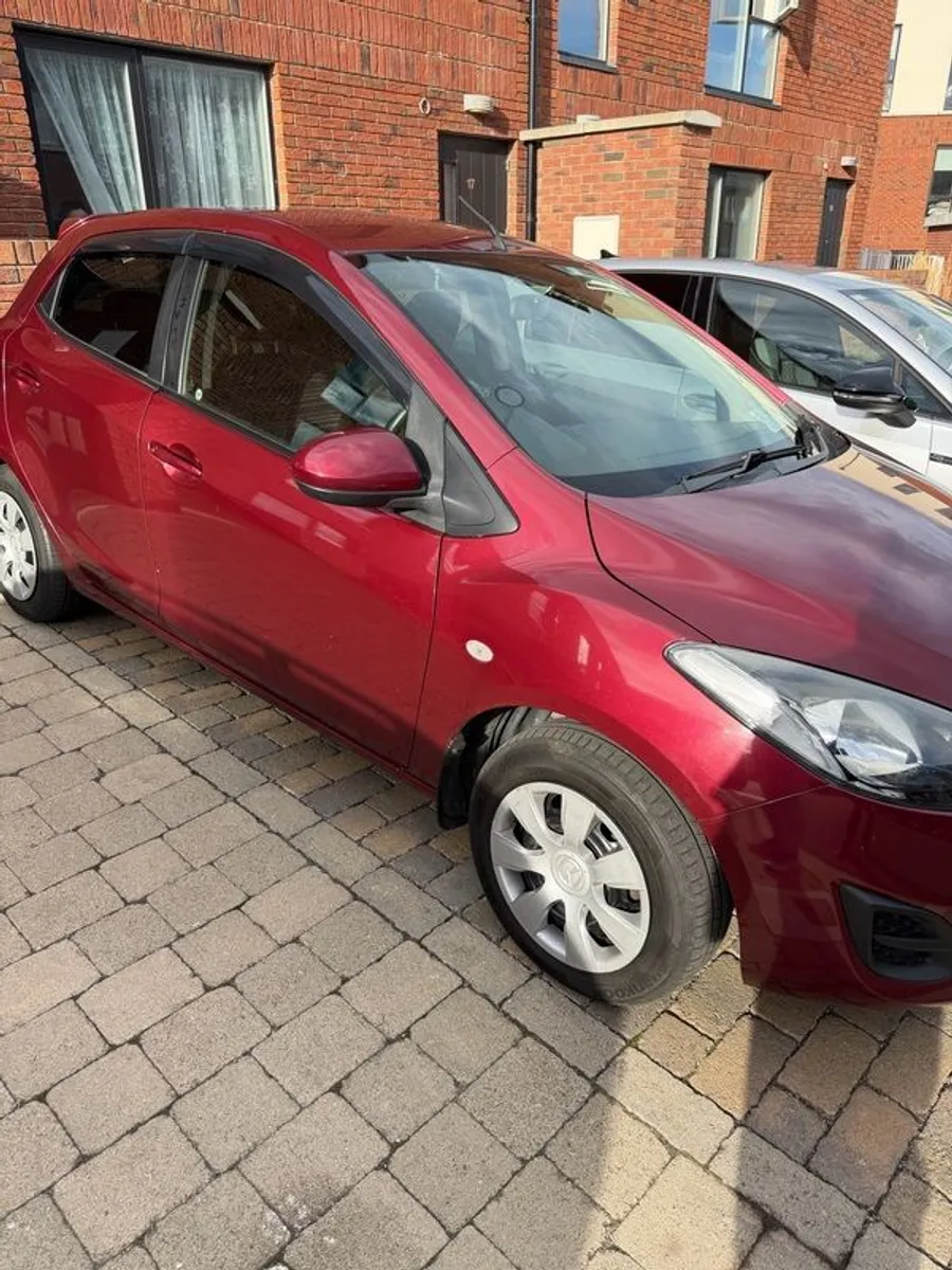 2014 Mazda Demio - Image 4