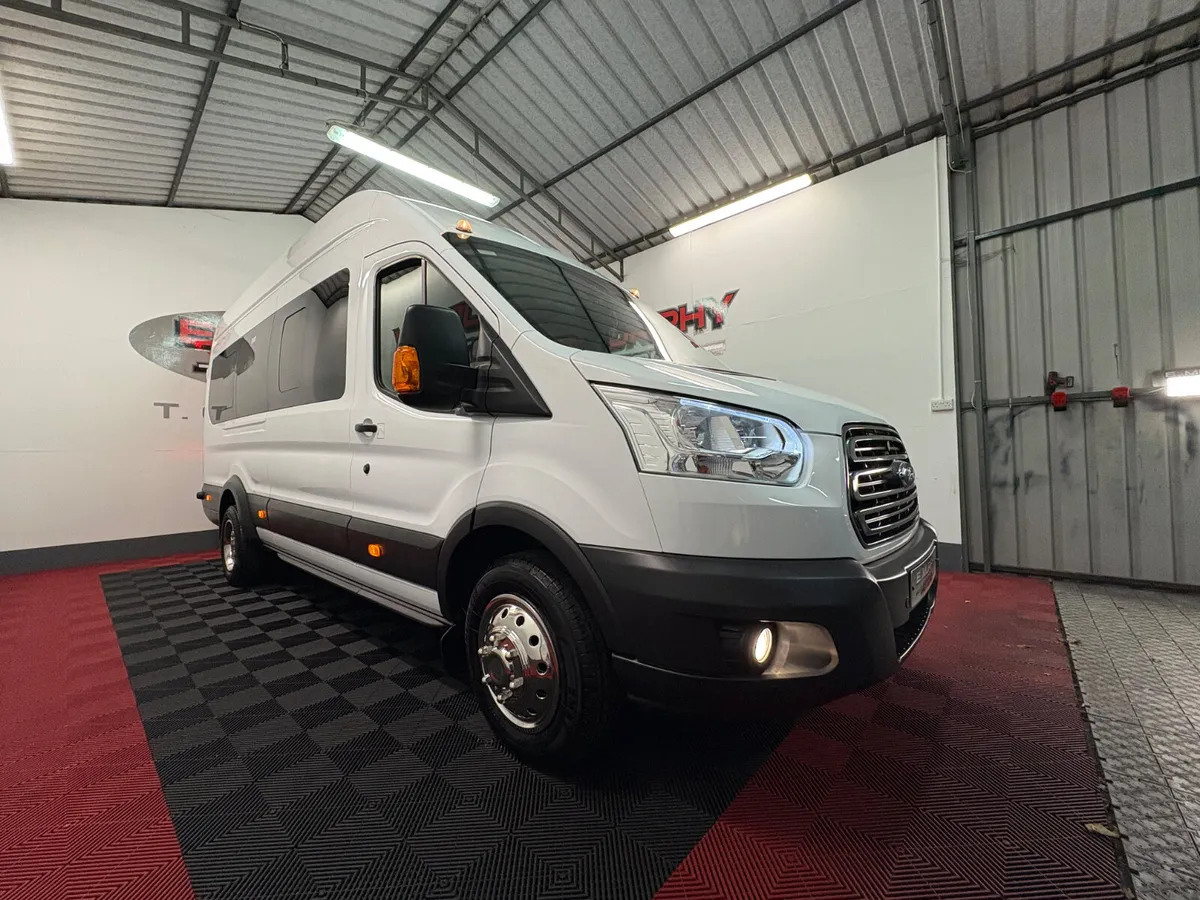 2018 FORD TRANSIT 2.2 TREND 17 SEATER LOW MILEAGE - Image 1