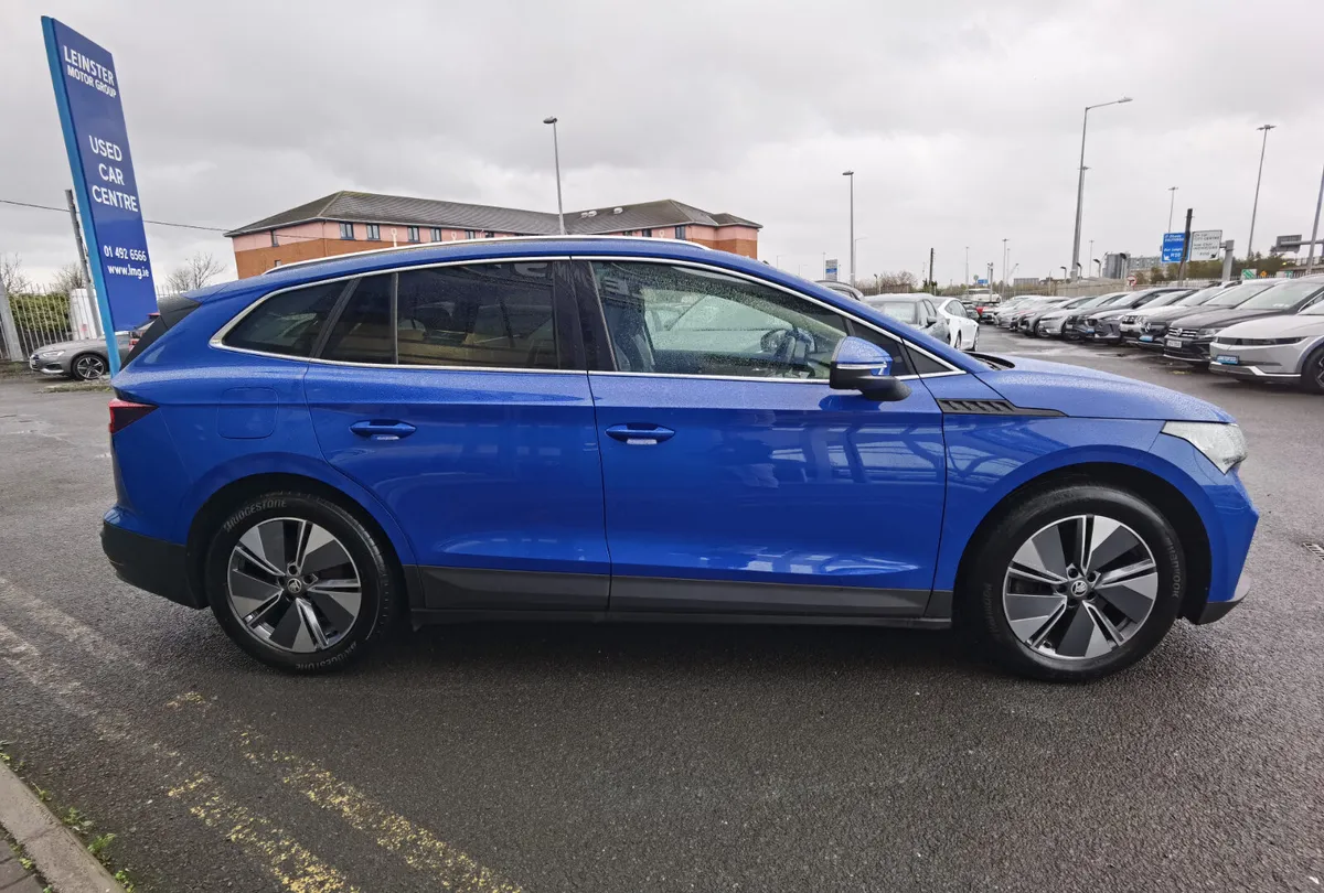 SKODA ENYAQ 82KWH IV 80 SUITE **HUGE SPEC** - Image 4