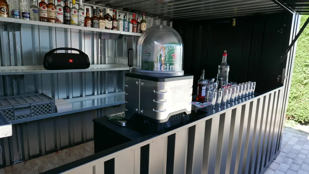 4x2m Bar Container – Professional Look - Image 4