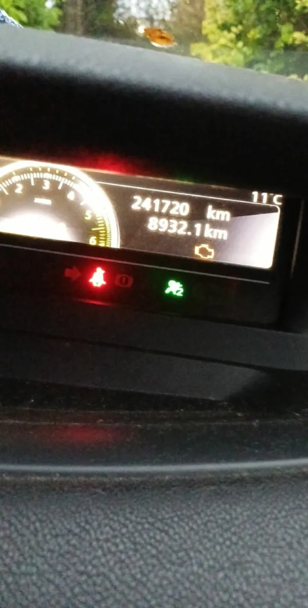 Renault Grand Scenic 2012 - Image 3