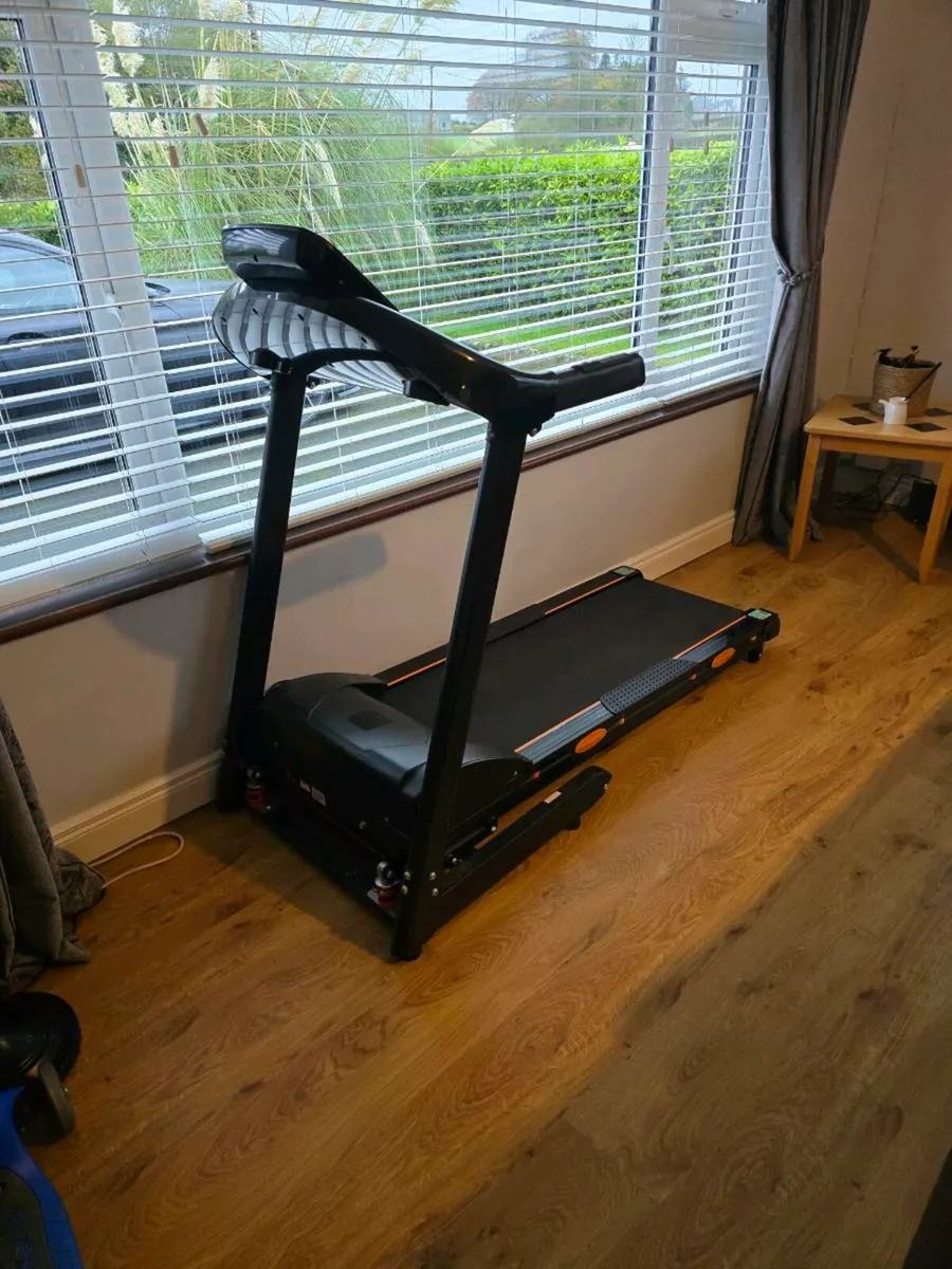 Treadmill - Image 1