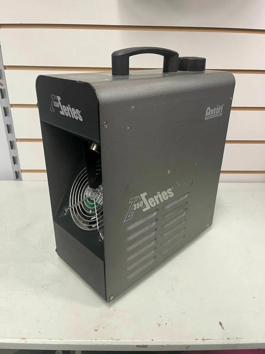 Antari Fog Machine - Image 1