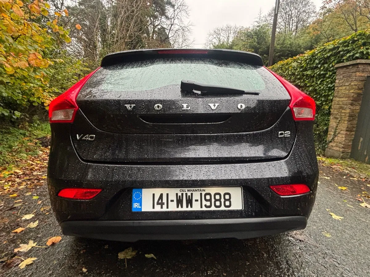 Volvo V40 1.6 D2 Nav 115 BHP - Image 4