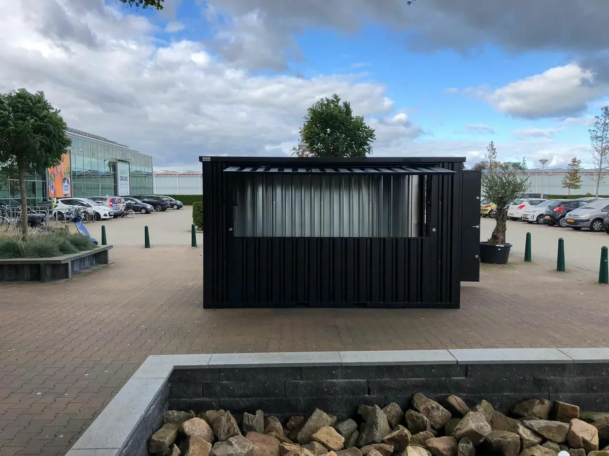 Backyard Bar Container 4x2 – Stylish Setup - Image 3