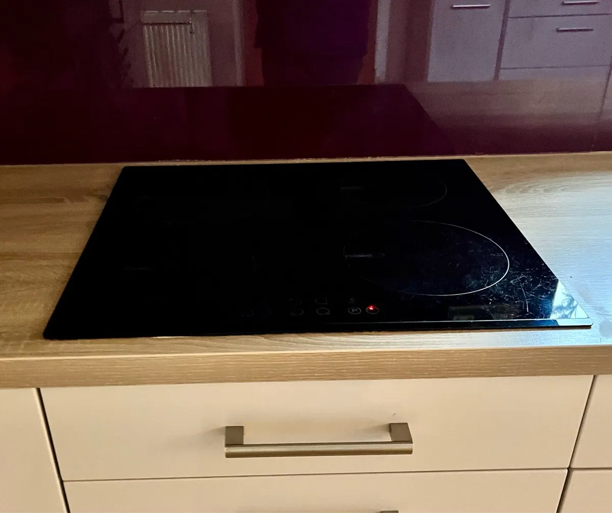 NORDMENDE INDUCTION HOB BLACK 560MM - Image 2