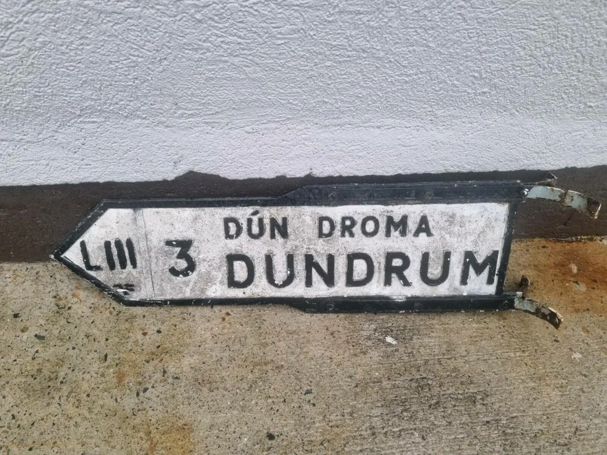 Original old Irish road sign €270