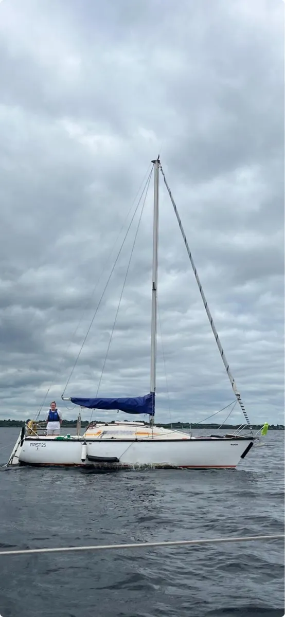 Sailing boat - Image 1