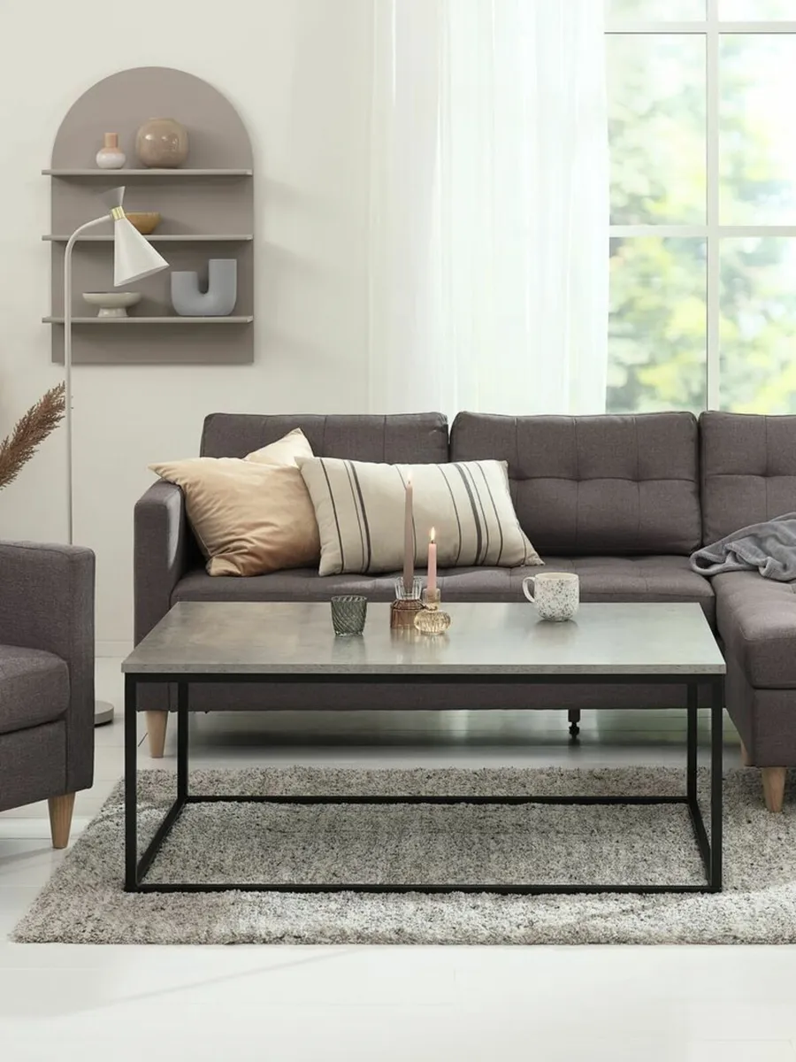 coffee table - Image 1