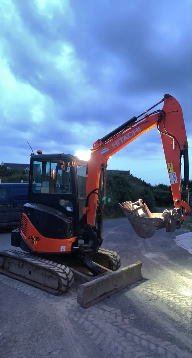 Hitachi 38u - Image 4