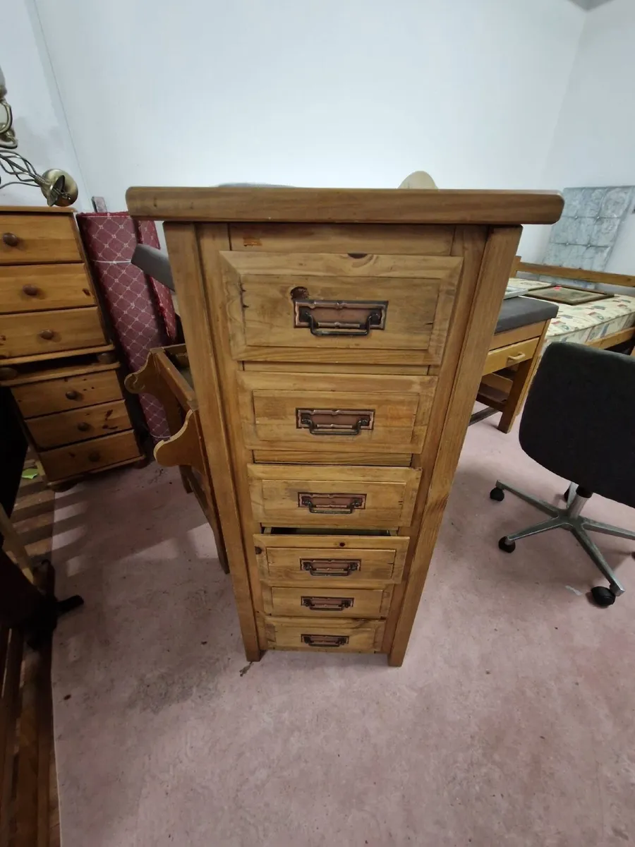 Mexican pine l 6 drawer locker x2 no