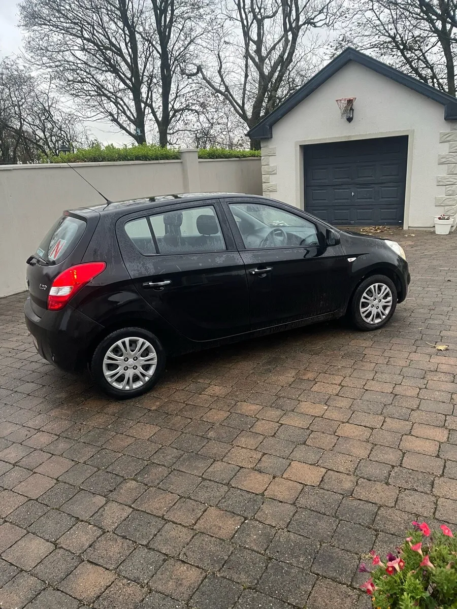 Hyundai i20 - Image 3