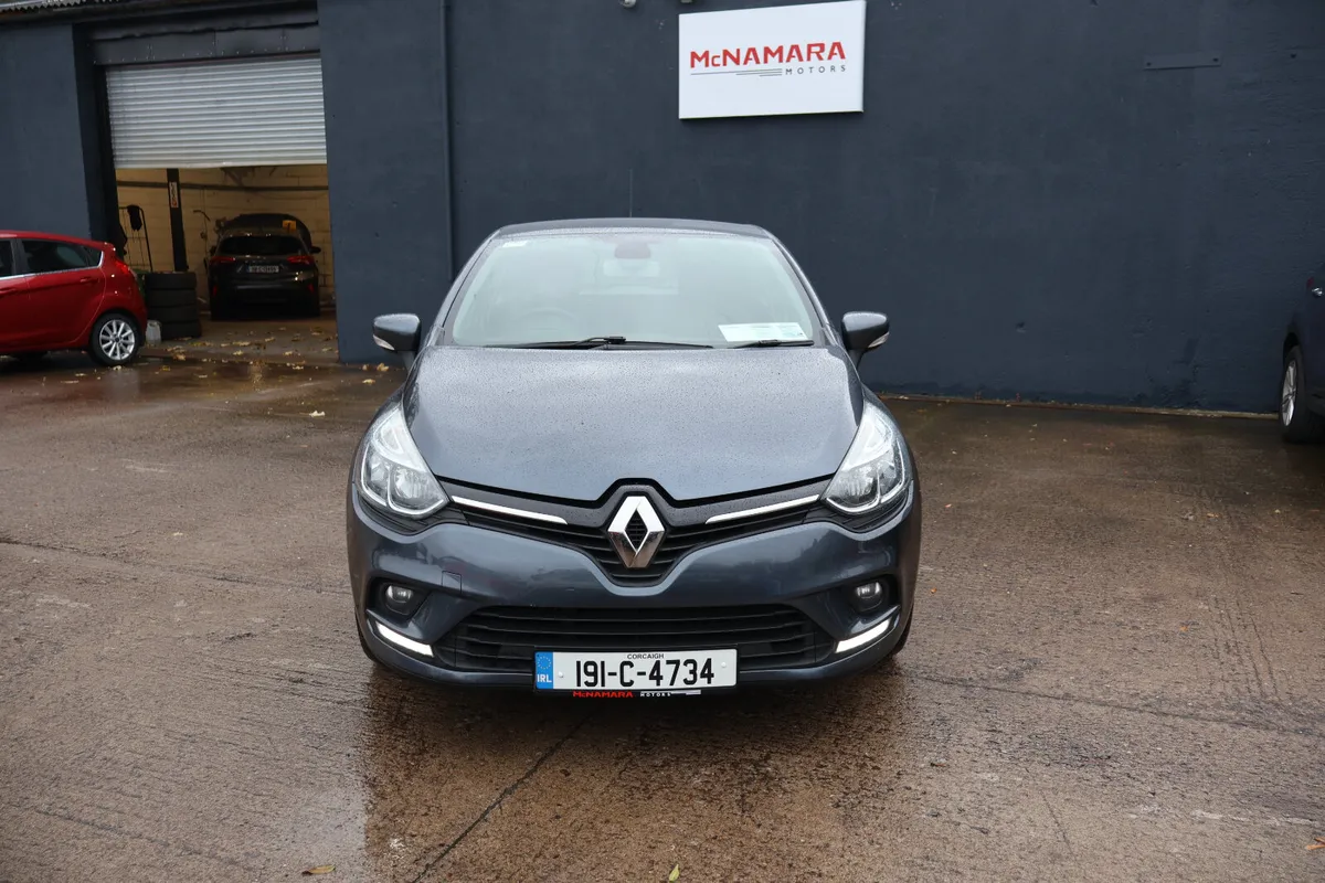 Renault Clio Dynamique S NAV Low Km's Exceptional - Image 4