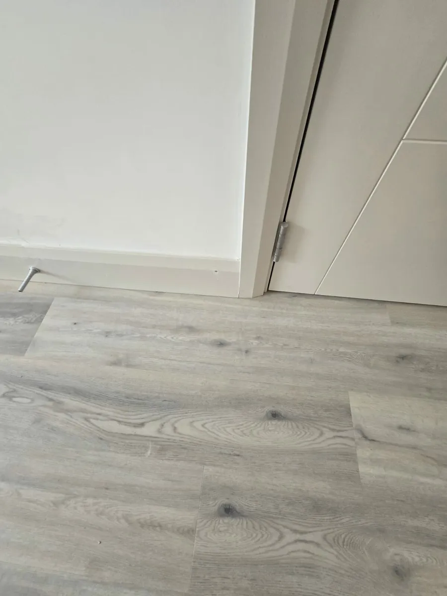 Floor & carpet fitting - Image 2