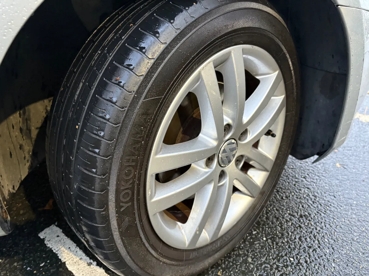 Volkswagen Golf 2012 DSG HIGHLINE - Image 4