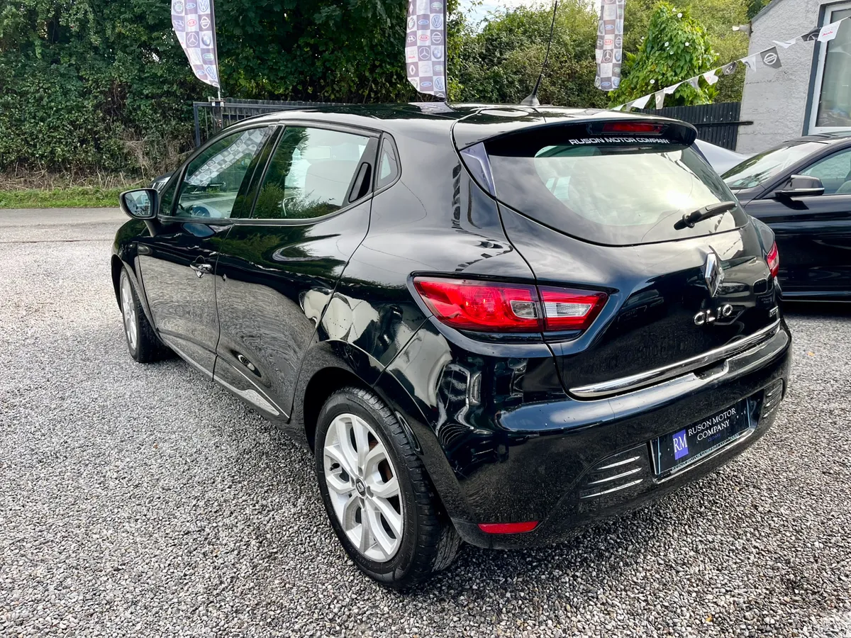 172 Renault Clio 1.5 ECO (CRUISE CONTRIL/SAT NAV) - Image 3