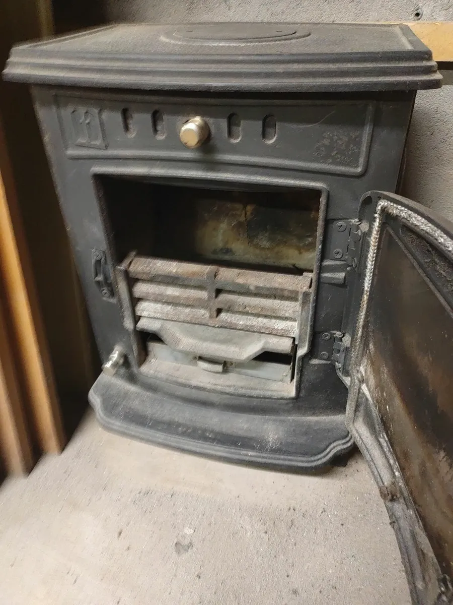 Stove - Image 2