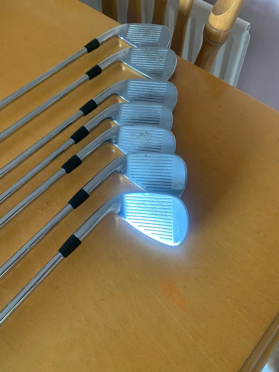 Set Titleist AP2 Irons - Image 1