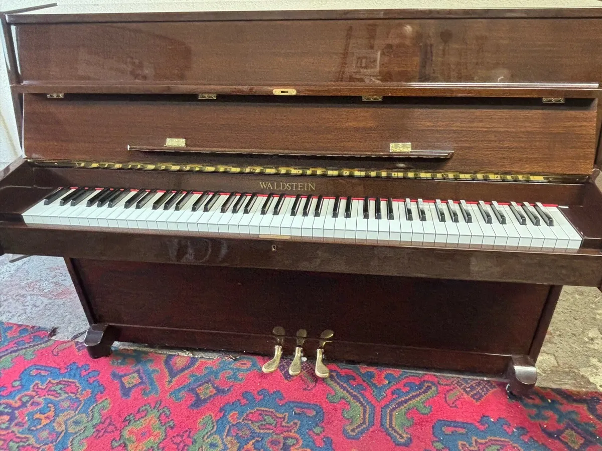Upright overstrung piano - Image 4