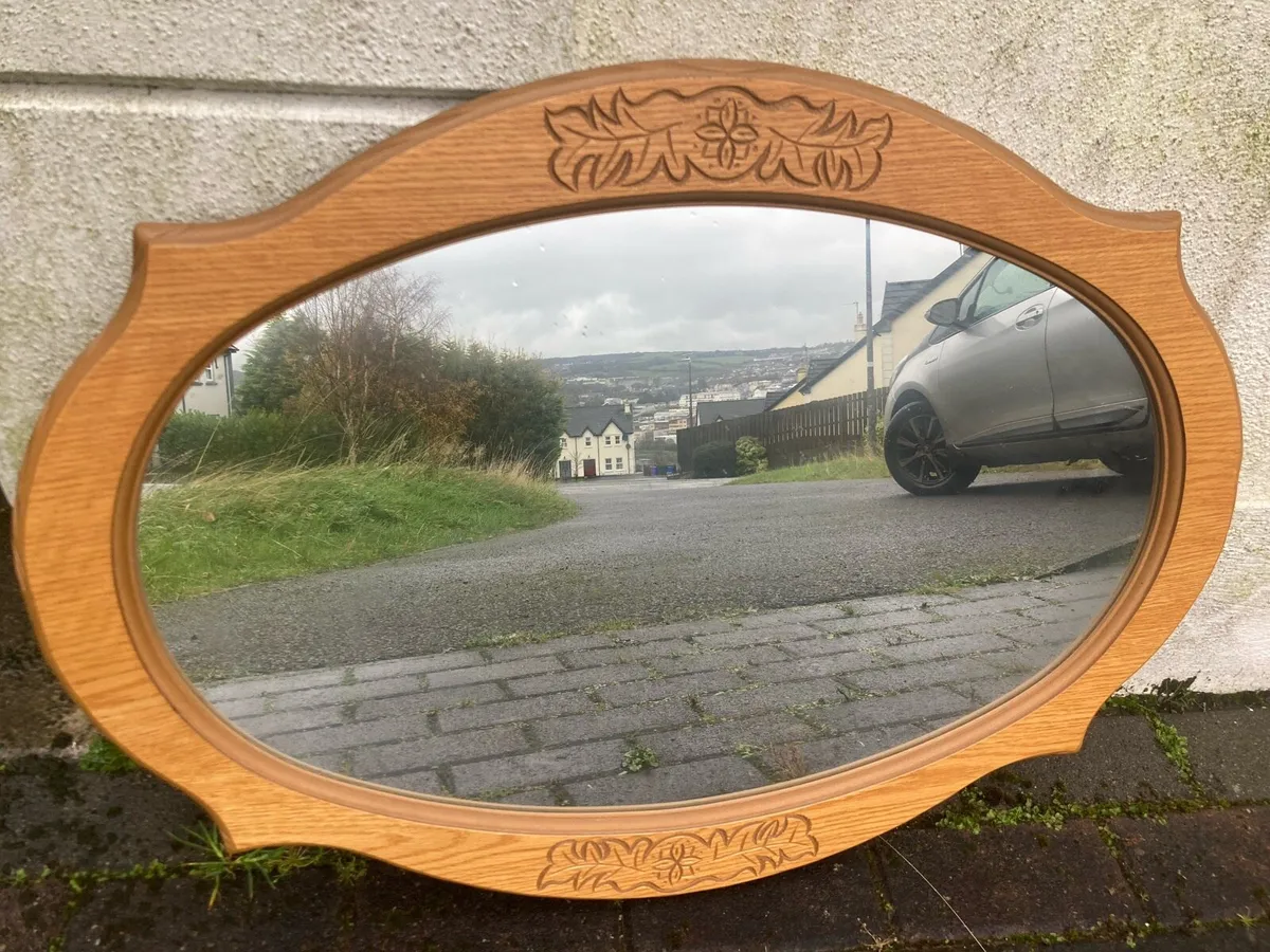 Selection of mirrors - Image 1