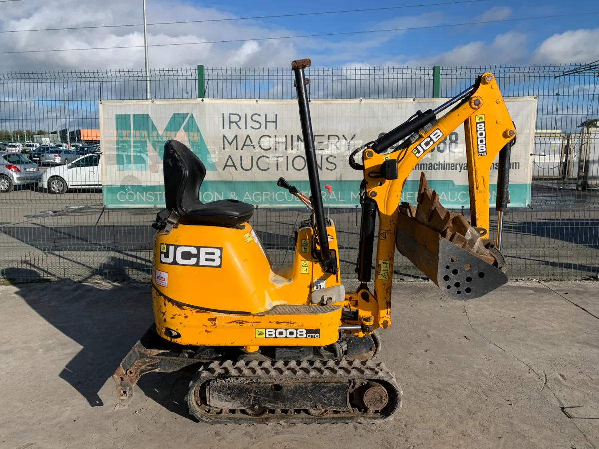 BID ONLINE NOW - 2018 JCB 8008CTS MINI EXCAVATOR - Image 4